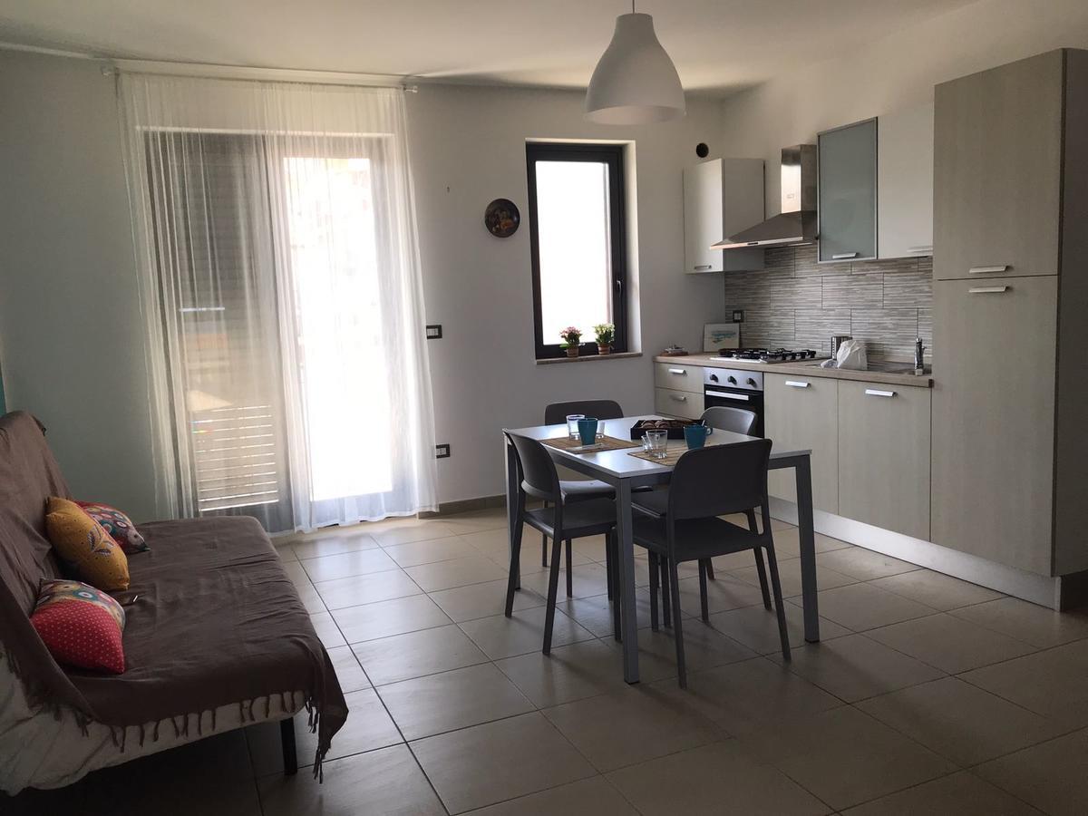 Appartamento Gambero Beach Santa Teresa Di Riva Exterior foto