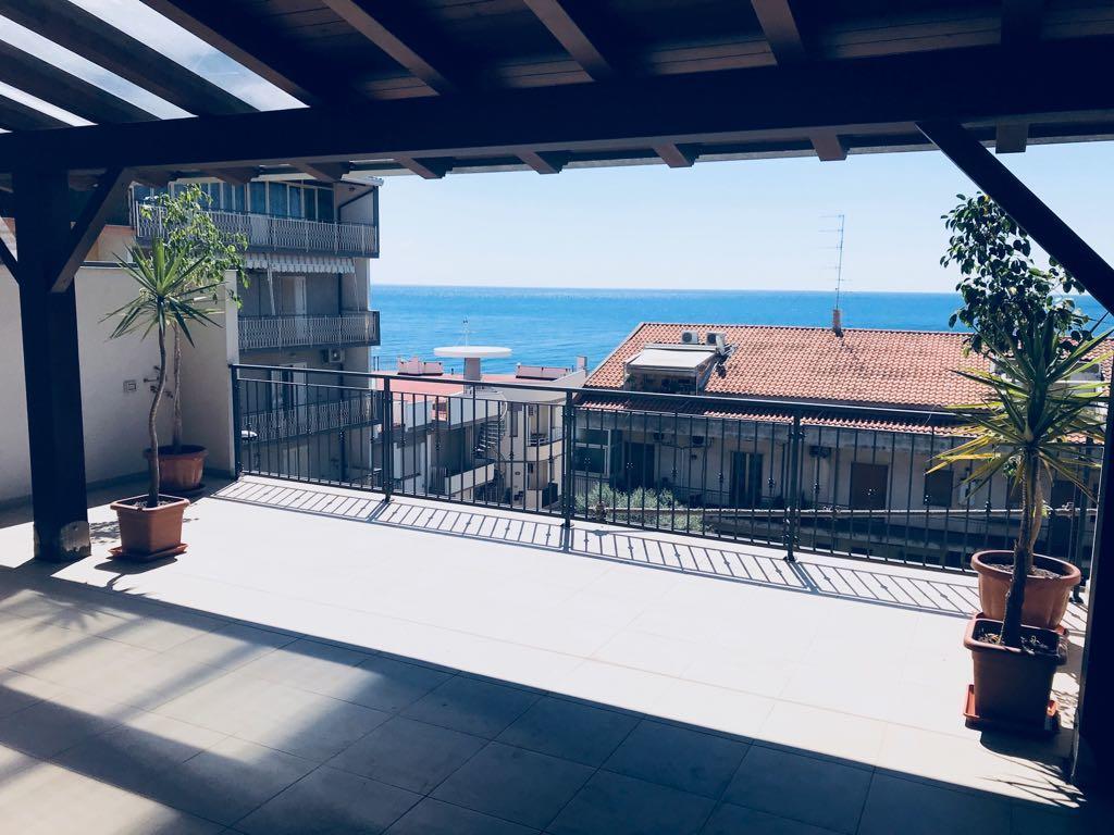 Appartamento Gambero Beach Santa Teresa Di Riva Exterior foto