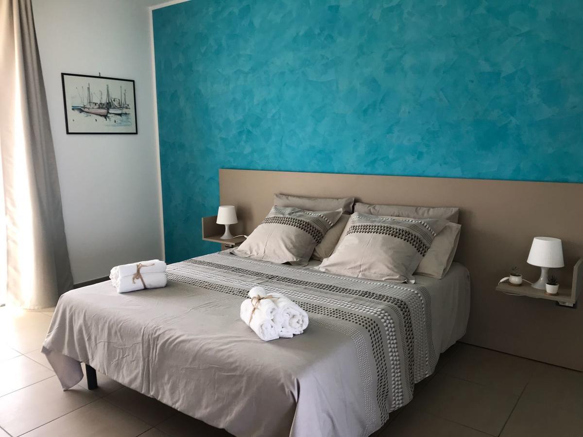 Appartamento Gambero Beach Santa Teresa Di Riva Exterior foto