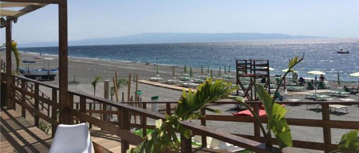 Appartamento Gambero Beach Santa Teresa Di Riva Exterior foto